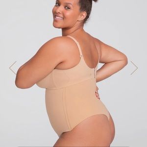 NEW NEVER WORN Honeylove Superpower Thong, Sand, XL